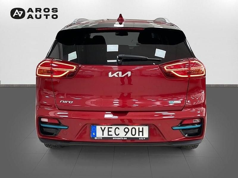 Begagnad Kia e-Niro Advance 150 kW (204 HK) 2021 Röd SUV