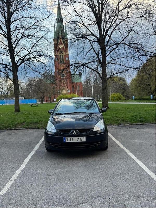 Svart Begagnad 2006 Mitsubishi Colt Halvkombi | 17 500 kr (Bra pris) - Bild 1/4