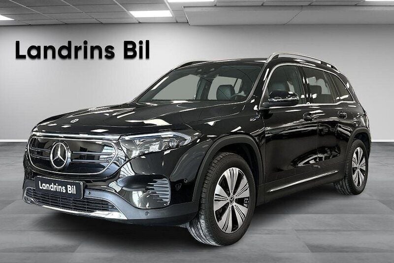 Svart (nattsvart) Begagnad 2022 Mercedes EQB300 SUV | 429 000 kr (Marknadspris) - Bild 1/4