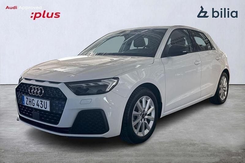 Vit Begagnad 2024 Audi A1 Sportback Proline Halvkombi | 229 000 kr (Marknadspris) - Bild 1/4