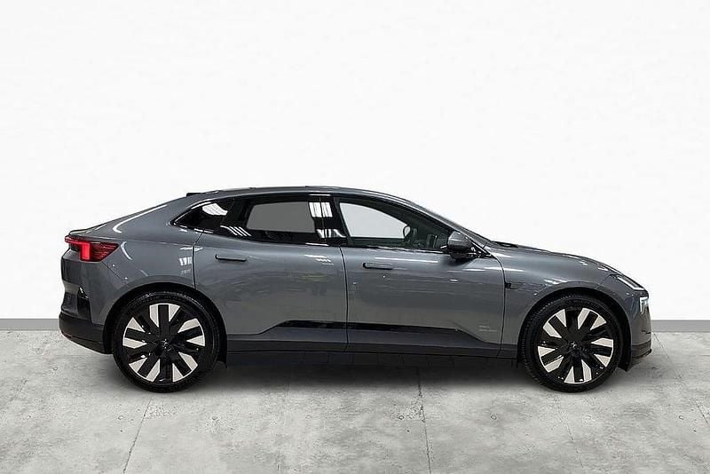 Begagnad Polestar 4 Long Range Dual motor 400 kW (544 HK) 2024 Mörkgrå SUV