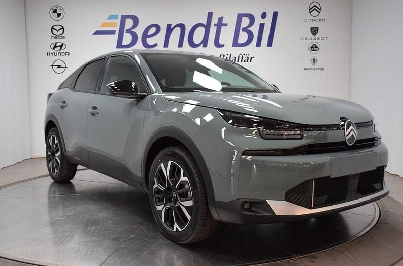Grön Ny 2025 Citroën C4 Halvkombi | 274 500 kr (Marknadspris) - Bild 1/3