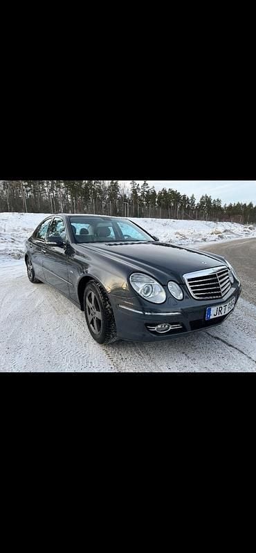 Begagnad Mercedes E200 163 HK (119 kW) 2009