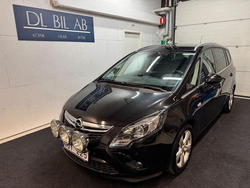 Svart Begagnad 2012 Opel Zafira Tourer Enjoy Minibuss | 65 900 kr (Marknadspris) - Bild 1/3