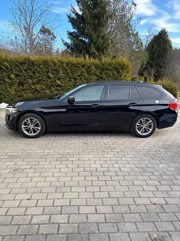 Begagnad 2019 BMW 520 Kombi | 172 000 kr (Marknadspris) - Bild 1/4