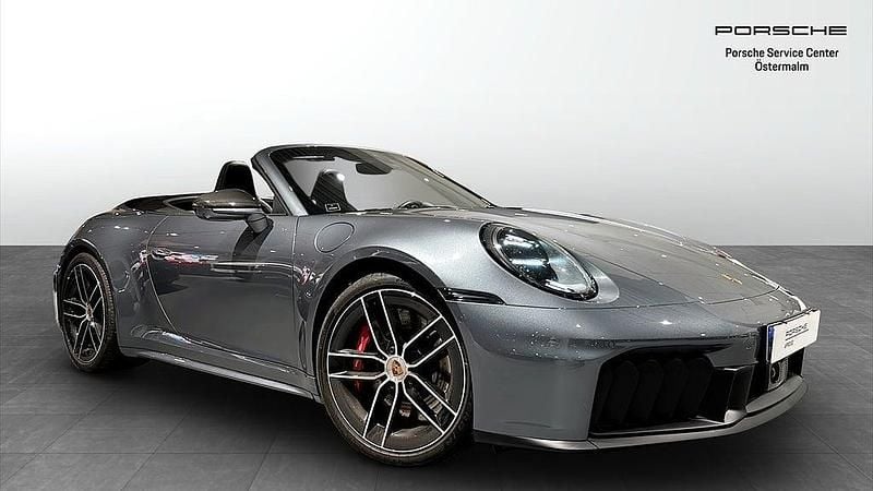 Flerfärgad (vanadium grey metallic, s) Begagnad 2024 Porsche 911 Carrera 4 GTS Cab | 2 295 000 kr - Bild 1/4