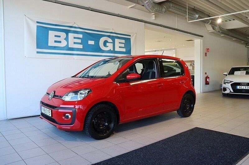 Röd Begagnad 2016 VW up! Halvkombi | 89 900 kr (Marknadspris) - Bild 1/4