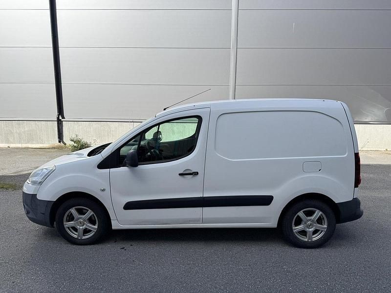 Vit Begagnad 2014 Citroën Berlingo Minibuss | 49 500 kr (Bra pris) - Bild 1/4
