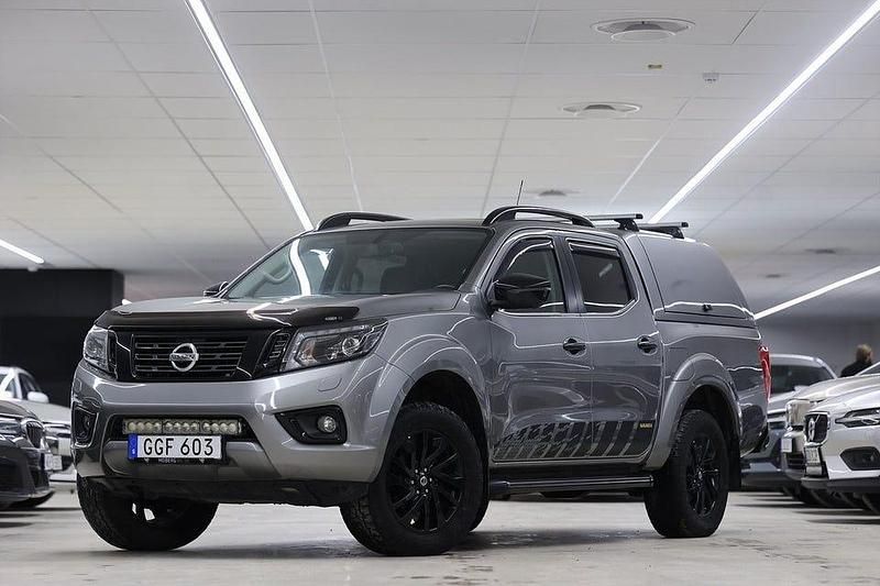 Begagnad Nissan Navara N-Guard 190 HK (139 kW) 2018 Grå Pickup