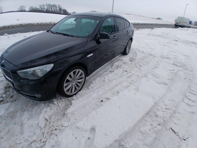Begagnad BMW 530 Gran Turismo 245 HK (180 kW) 2011 Svart Halvkombi