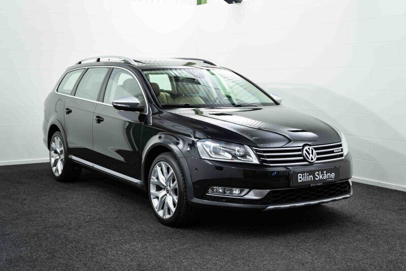 Svart Begagnad 2012 VW Passat Alltrack SE Kombi | 109 900 kr (Marknadspris) - Bild 1/4