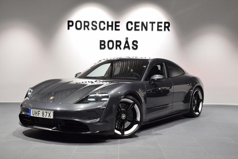 Begagnad 2020 Porsche Taycan Turbo Sedan | 789 000 kr - Bild 1/4