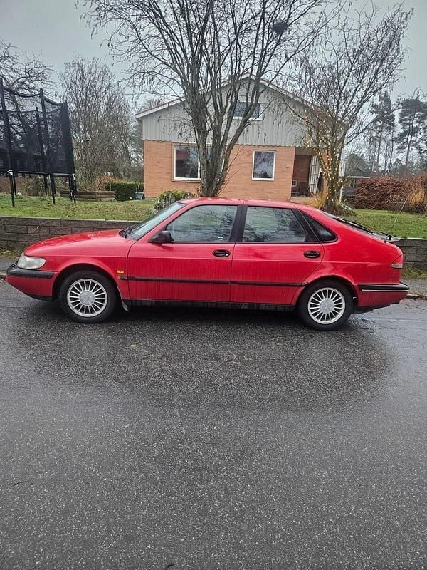 Begagnad 1994 Saab 900 Halvkombi | 9 600 kr - Bild 1/4