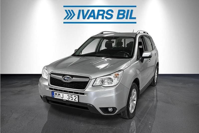 Silver Begagnad 2013 Subaru Forester SUV | 119 000 kr (Lite dyr) - Bild 1/4