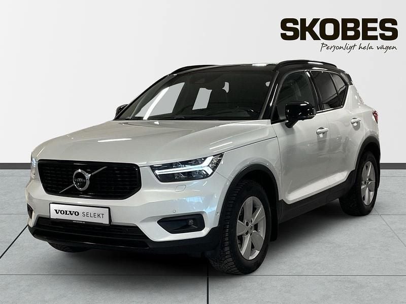 Begagnad Volvo XC40 R-Design 192 HK (141 kW) 2019 Vit SUV