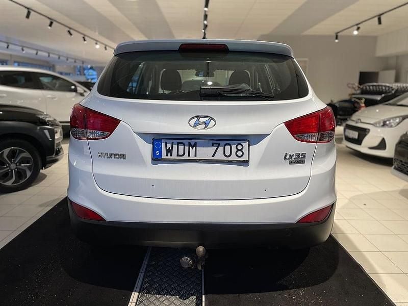 Begagnad Hyundai ix35 Select 116 HK (85 kW) 2010 Vit SUV