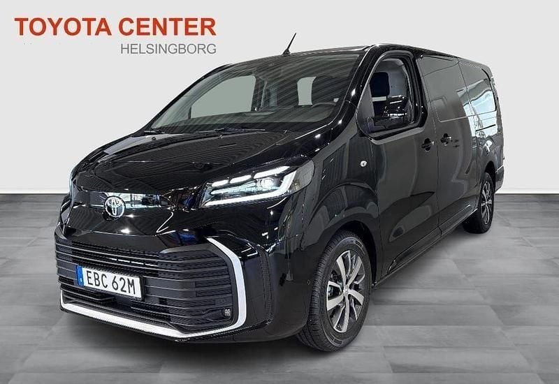 Svart Ny 2024 Toyota Proace Van | 493 900 kr (Bra pris) - Bild 1/4