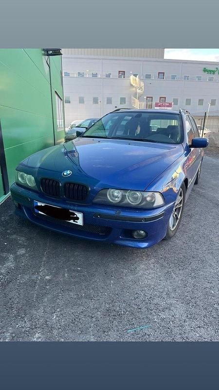Begagnad 2004 BMW 525 Kombi | 45 800 kr (Marknadspris) - Bild 1/3