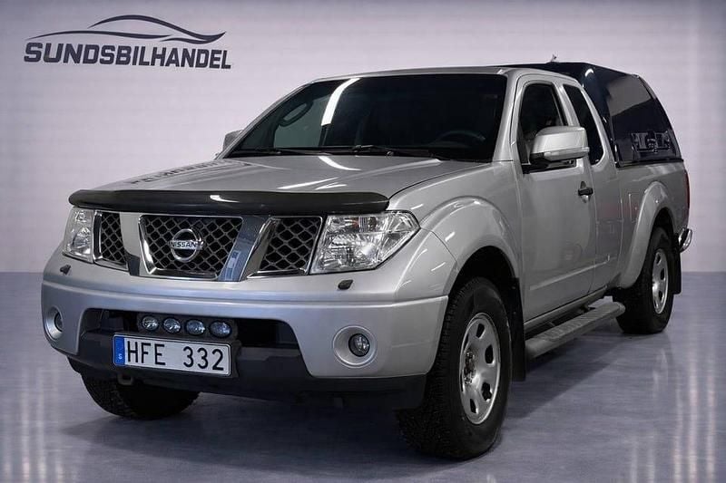 Begagnad Nissan Navara 171 HK (125 kW) 2008 Silver