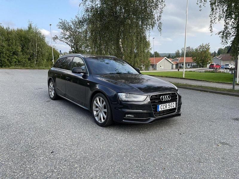 Svart Begagnad 2014 Audi A4 Comfort Kombi | 105 000 kr (Marknadspris) - Bild 1/4