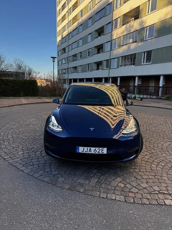 Begagnad Tesla Model Y Performance 392 kW (534 HK) 2024 SUV