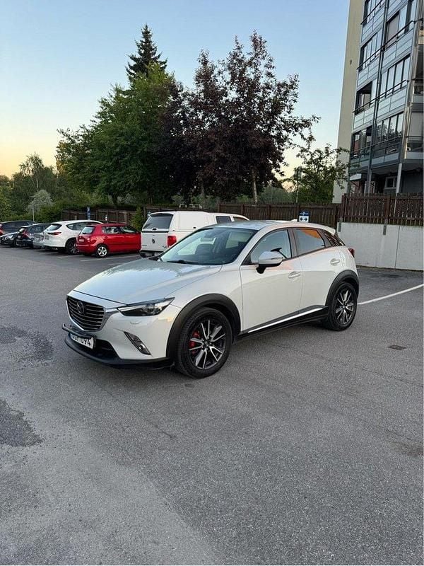 Vit Begagnad 2017 Mazda CX-3 Optimum SUV | 129 999 kr (Marknadspris) - Bild 1/4