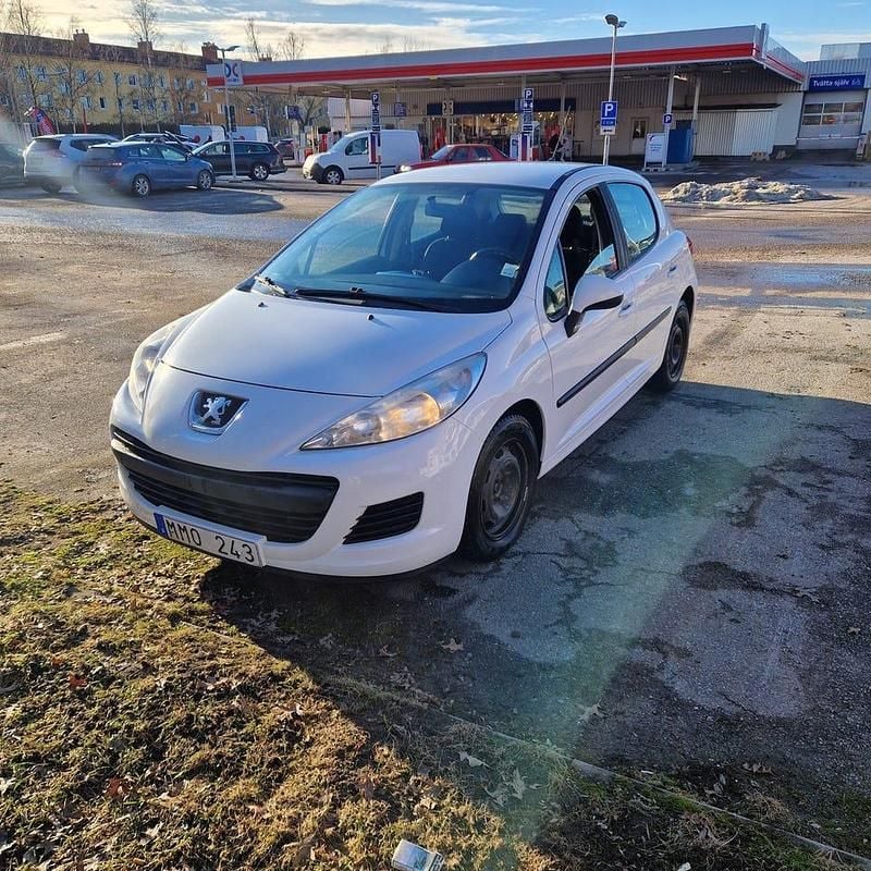 Begagnad Peugeot 207 95 HK (69 kW) 2010