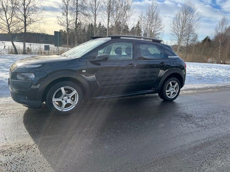 Begagnad Citroën C4 Cactus PureTech 82 HK (60 kW) 2016 Halvkombi