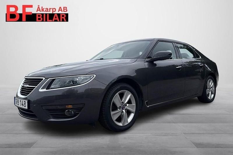 Grå Begagnad 2011 Saab 9-5 Vector Sedan | 159 500 kr (Lite dyr) - Bild 1/4