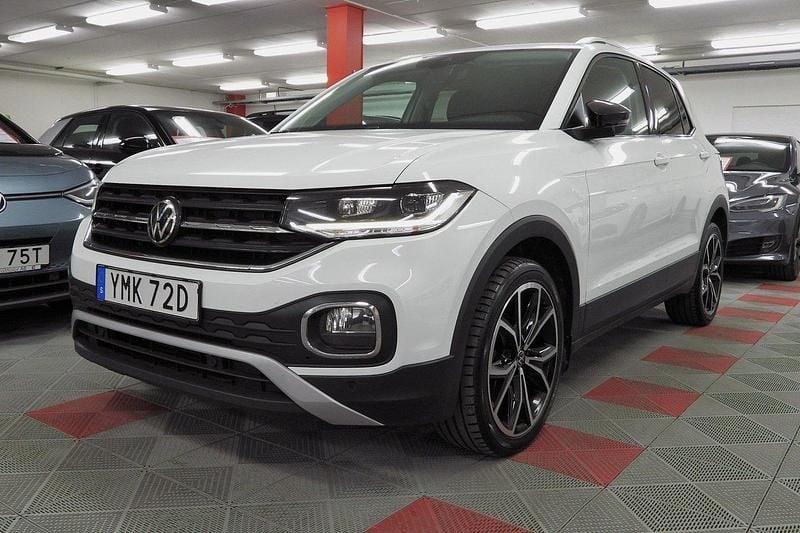 Vit Begagnad 2021 VW T-Cross GT SUV | 219 500 kr (Marknadspris) - Bild 1/4
