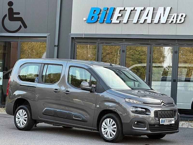 Grå Begagnad 2025 Citroën Berlingo Minibuss | 429 900 kr - Bild 1/4