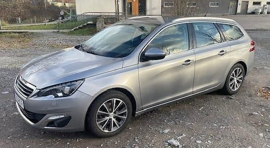 Begagnad Peugeot 308 SW 131 HK (96 kW) 2015 Kombi