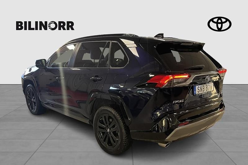 Begagnad Toyota RAV4 Hybrid Style 224 HK (164 kW) 2024 Blå SUV