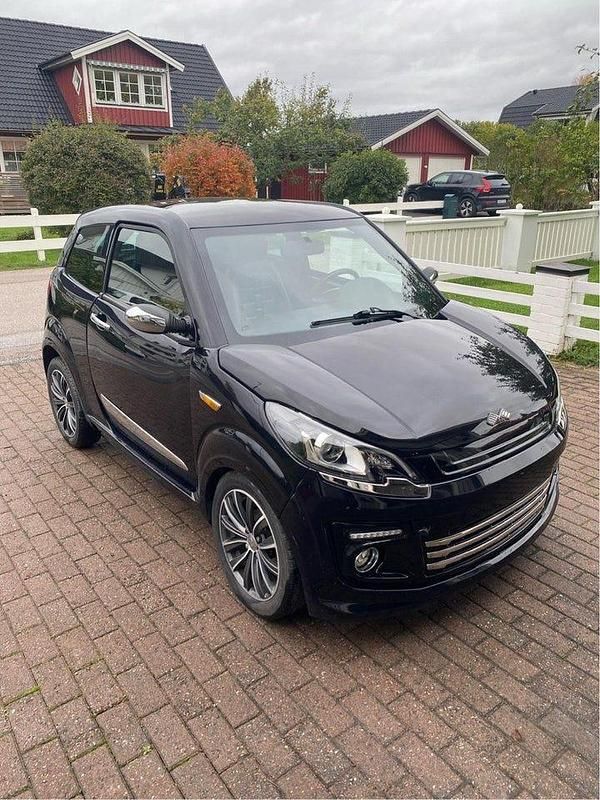 Begagnad 2017 Ligier JS50 Halvkombi | 95 000 kr - Bild 1/4