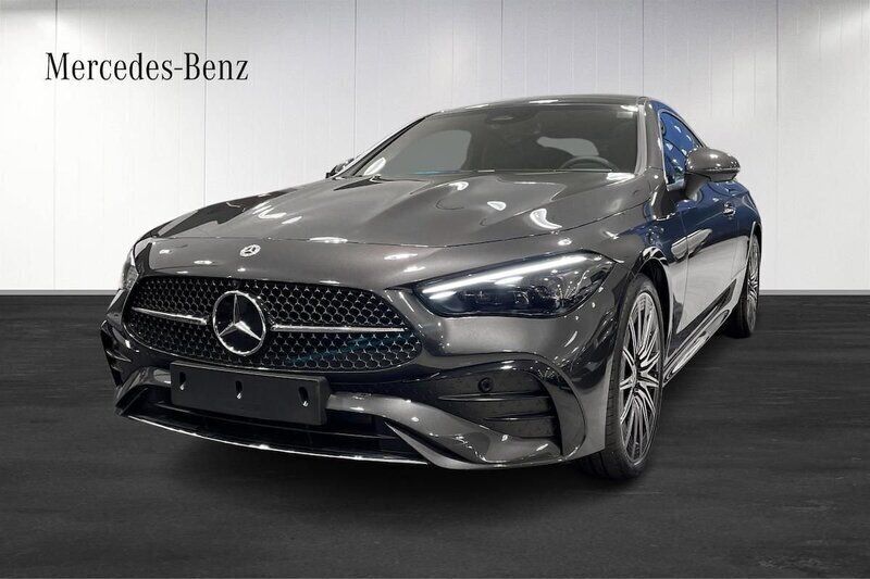 Grå Ny 2024 Mercedes CLE300 AMG line Sportkupé | 748 650 kr (Marknadspris) - Bild 1/4