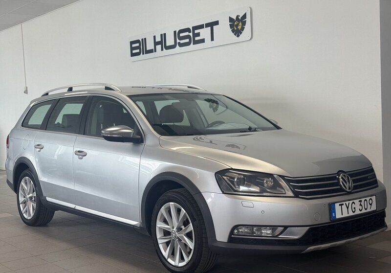 Silver Begagnad 2014 VW Passat Alltrack Kombi | 109 900 kr (Marknadspris) - Bild 1/4