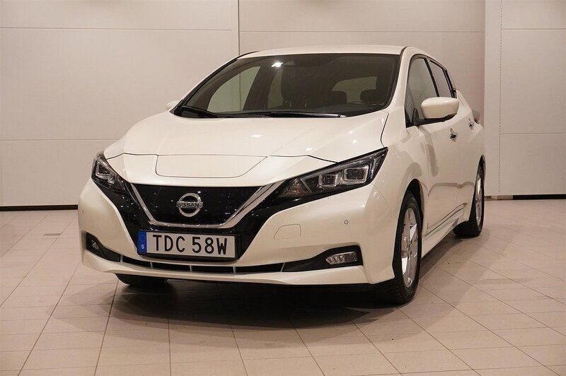 Vit Begagnad 2021 Nissan Leaf Tekna Halvkombi | 178 800 kr (Bra pris) - Bild 1/4