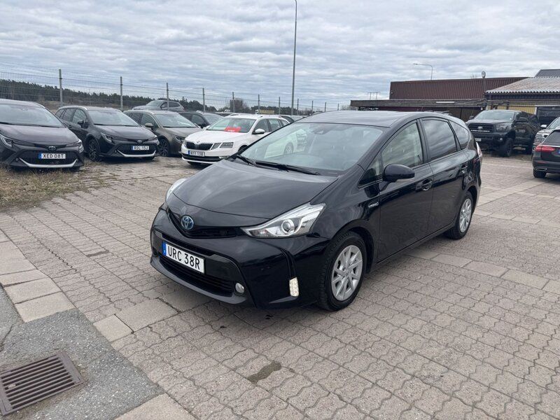Svart Begagnad 2020 Toyota Prius+ Minibuss | 189 900 kr (Lite dyr) - Bild 1/4