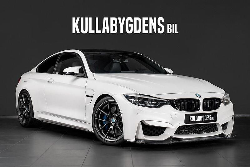 Vit (mineralvit metallic) Begagnad 2018 BMW M4 Competition Edition Sportkupé | 639 000 kr - Bild 1/4