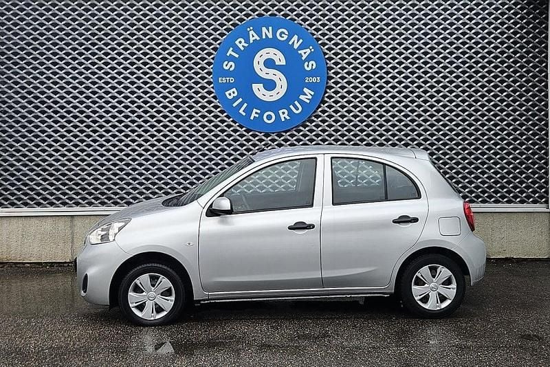 Silvermetallic Begagnad 2016 Nissan Micra Halvkombi | 95 000 kr (Lite dyr) - Bild 1/4