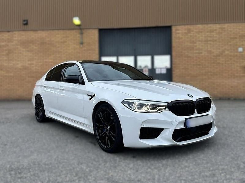Alpine white Begagnad 2019 BMW M5 Competition Edition Sedan | 737 000 kr (Superpris) - Bild 1/4