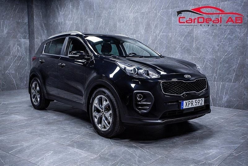 Svart Begagnad 2017 Kia Sportage Advance SUV | 158 800 kr (Marknadspris) - Bild 1/4