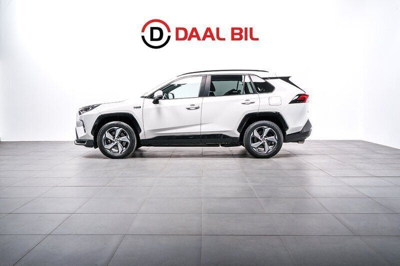 Vit Begagnad 2020 Toyota RAV4 Hybrid SUV | 309 700 kr (Bra pris) - Bild 1/4