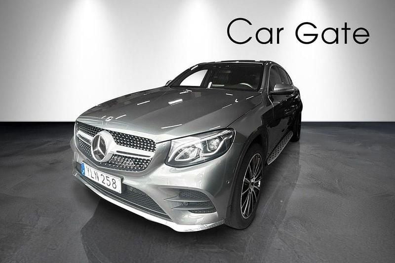 Grå Begagnad 2018 Mercedes GLC350 AMG line Sportkupé | 339 900 kr - Bild 1/4