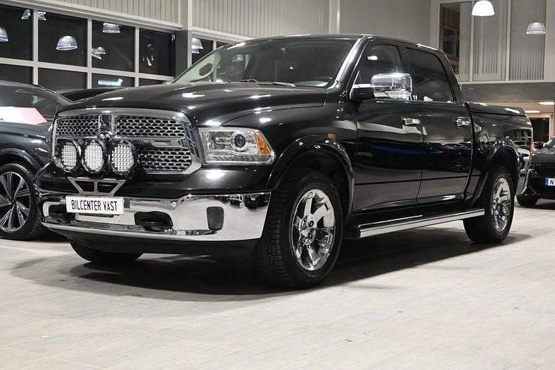 Begagnad Dodge Ram 394 HK (289 kW) 2018 Svart