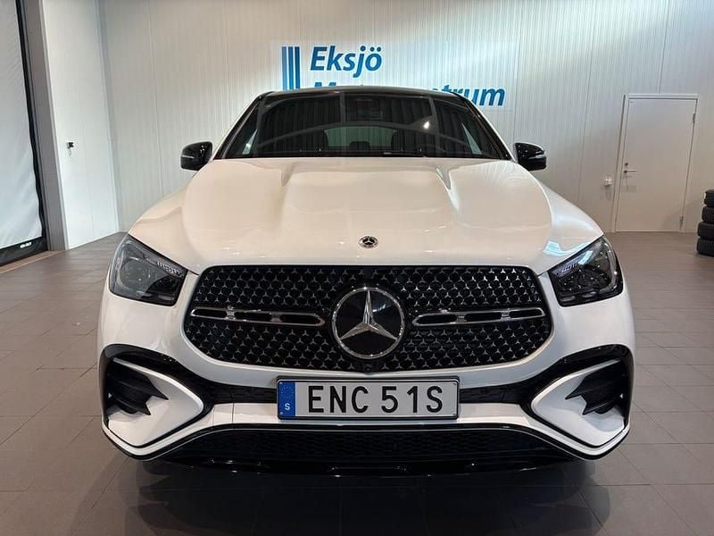 Begagnad Mercedes GLE450 AMG AMG 367 HK (269 kW) 2025 Vit Sportkupé
