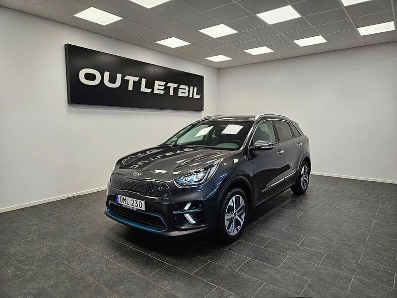 Begagnad Kia e-Niro Advance 150 kW (204 HK) 2021 Grå SUV