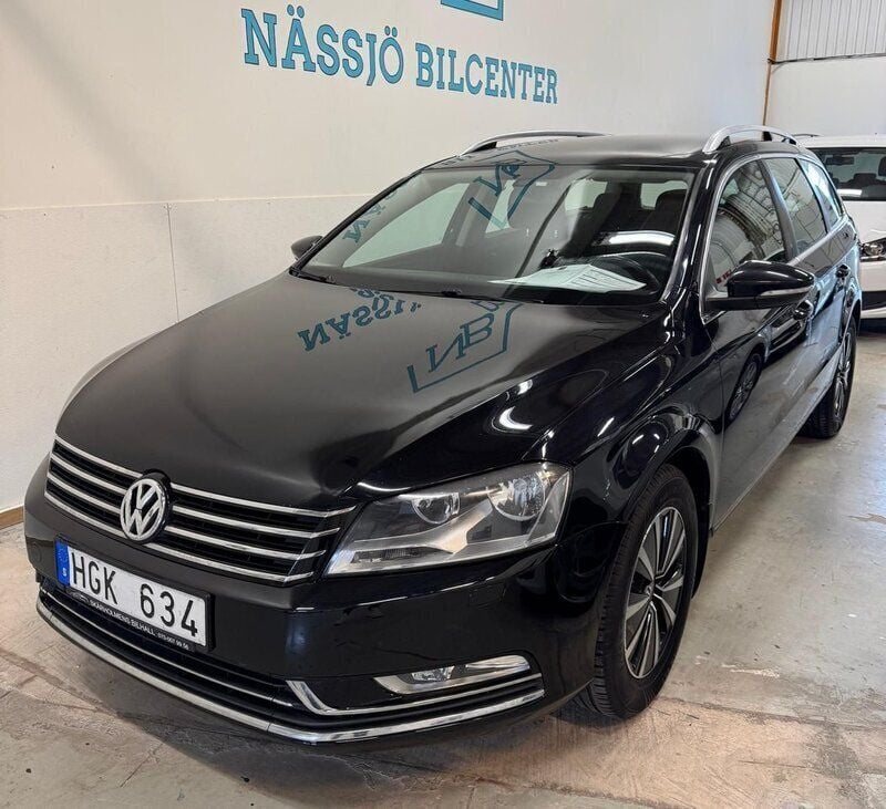 Svart Begagnad 2014 VW Passat Kombi | 97 000 kr (Marknadspris) - Bild 1/4