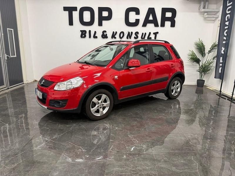 Röd Begagnad 2012 Suzuki SX4 SUV | 49 900 kr (Marknadspris) - Bild 1/4