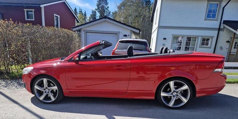 Röd Begagnad 2007 Volvo C70 Kinetic Cab | 119 000 kr - Bild 1/4